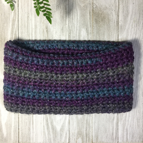 K&K Neck Warmer | Headband 2-in-1 Hand Crochet - Picture 3 of 5